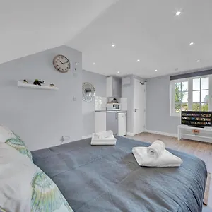 West Drayton Stays Guest house Yiewsley